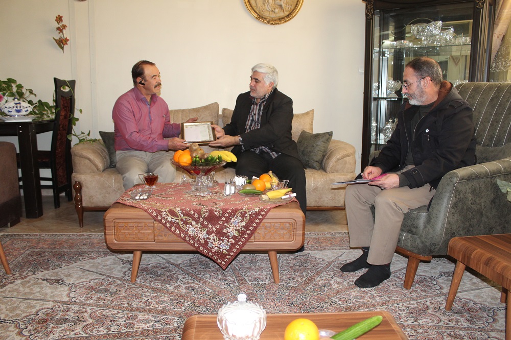 دیدار با ۲ بازنشسته در شهرستان ورامین