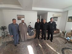 دیدار فرمانده انتظامی شهرستان خمام با خانواده معظم شهید محمد ستوده