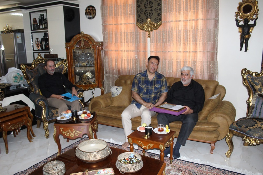 دیدار با بازنشسته حسین قلیچ خانی در شهرستان ورامین دیدار با بازنشسته حسین قلیچ خانی در شهرستان ورامین