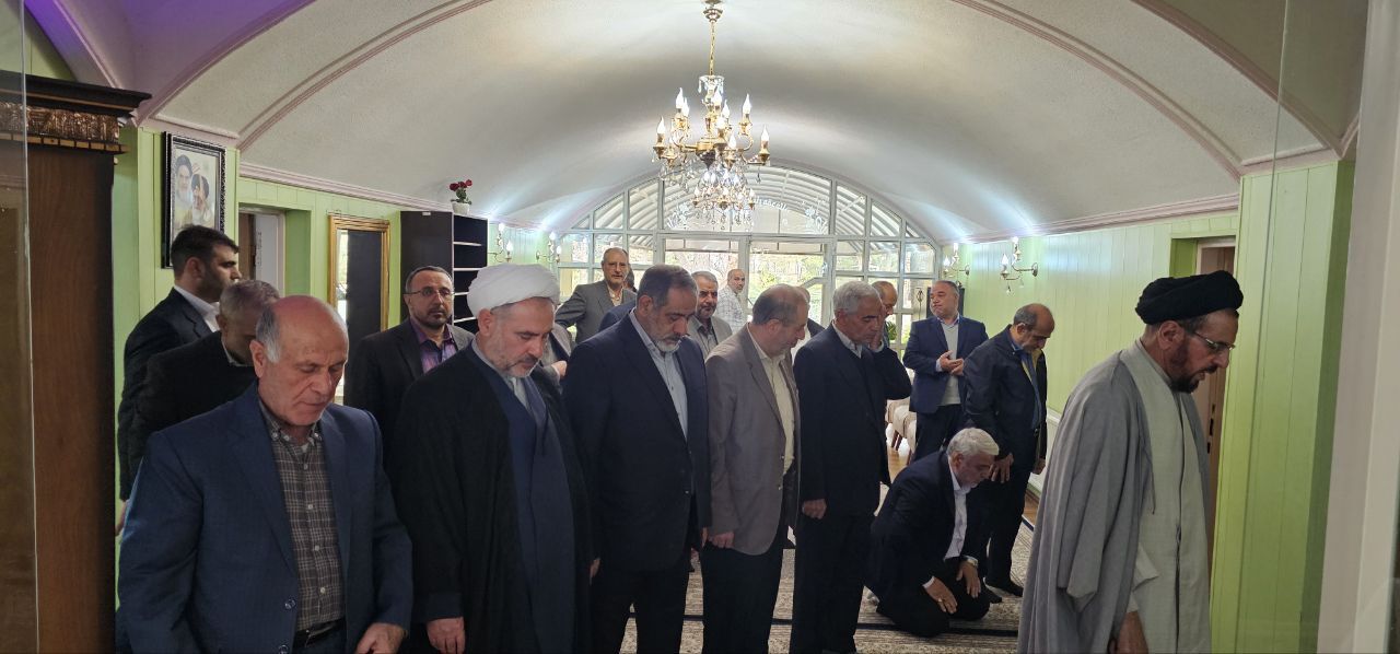 دیدار سردار فرمانده انتظامی استان آذربایجان شرقی با جمعی از فرماندهان و مسئولان پیشکسوت انتظامی استان