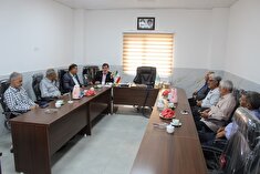 برگزاری نشست پیشکسوتان با نماینده بازنشستگان شرق استان تهران در مجمع کانون