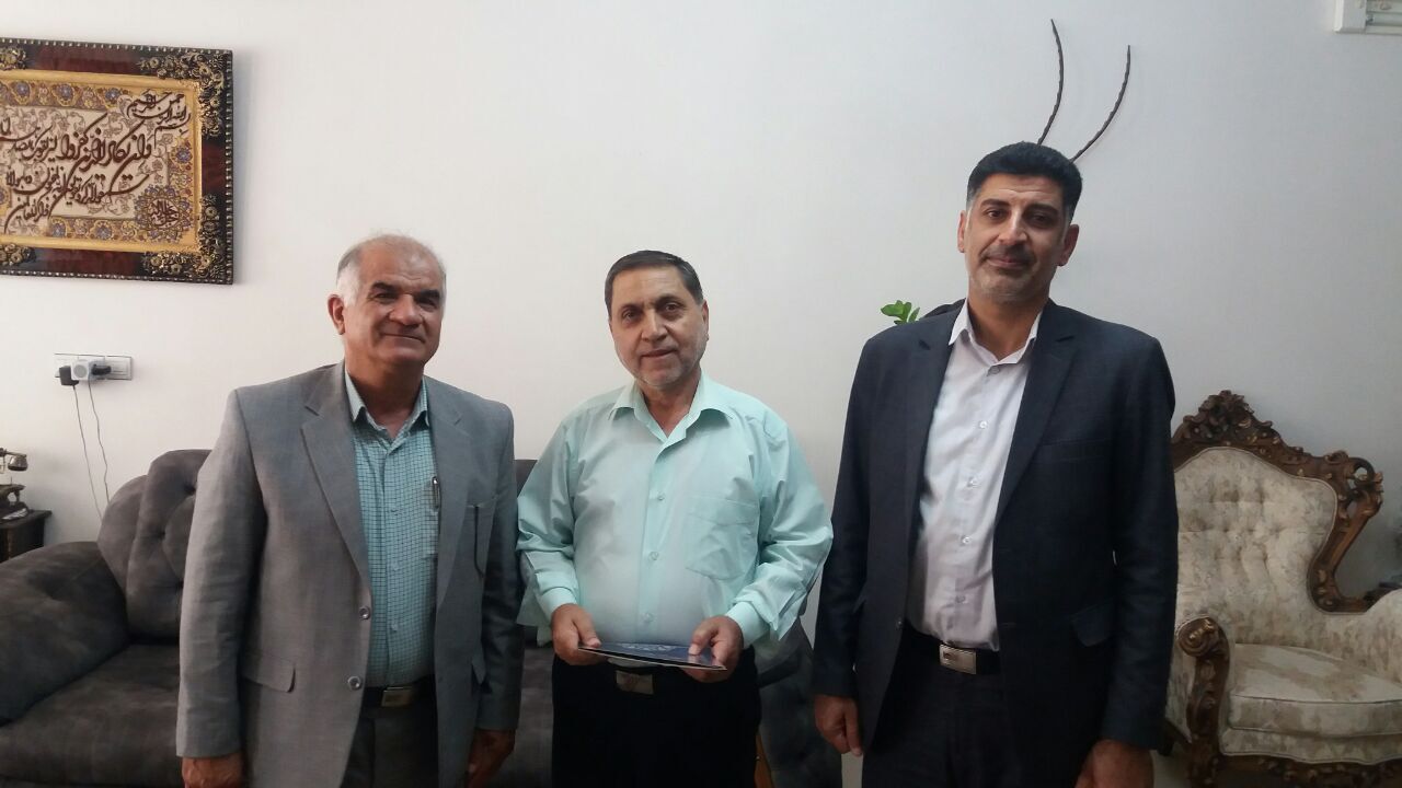 دیدار صمیمی با هفت نفر از بازنشستگان شهرستان یزد