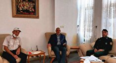 دیدار نماینده اداره بازنشستگی استان با ستوان یکم بازنشسته شاپور محمدی