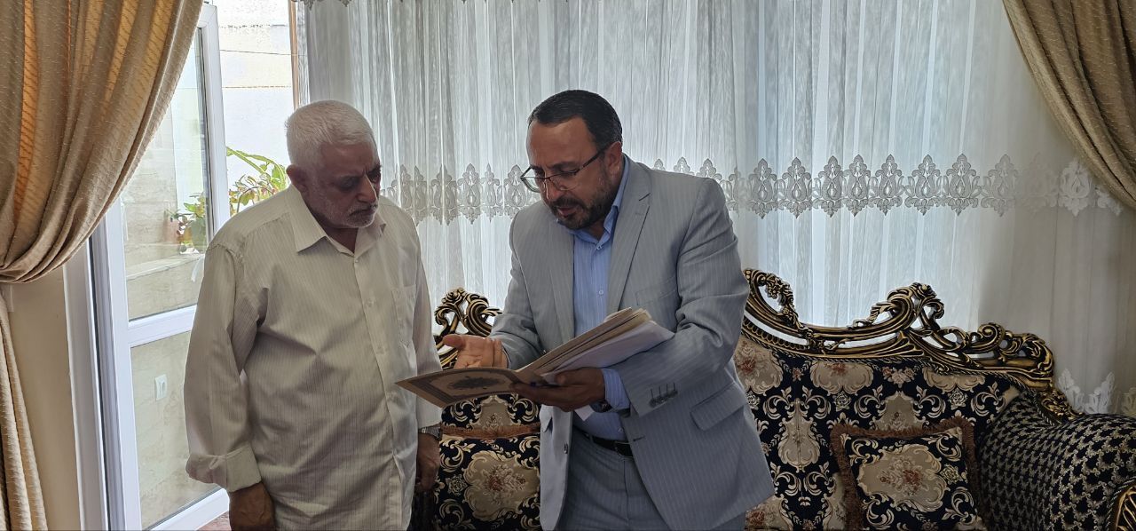 دیدار رئیس کانون بازنشستگان انتظامی استان آذربایجان شرقی با ۵ نفر از بازنشستگان در منزل