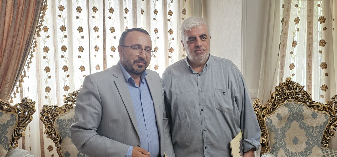 دیدار رئیس کانون بازنشستگان انتظامی استان آذربایجان شرقی با ۵ نفر از بازنشستگان در منزل