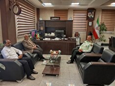دیدار صمیمی رئیس کانون بازنشستگان بارئیس پلیس فرودگاههای استان خراسان رضوی