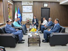 جلسه رئیس کانون بازنشستگان انتظامی استان لرستان با مدیر عامل بانک سپه استان