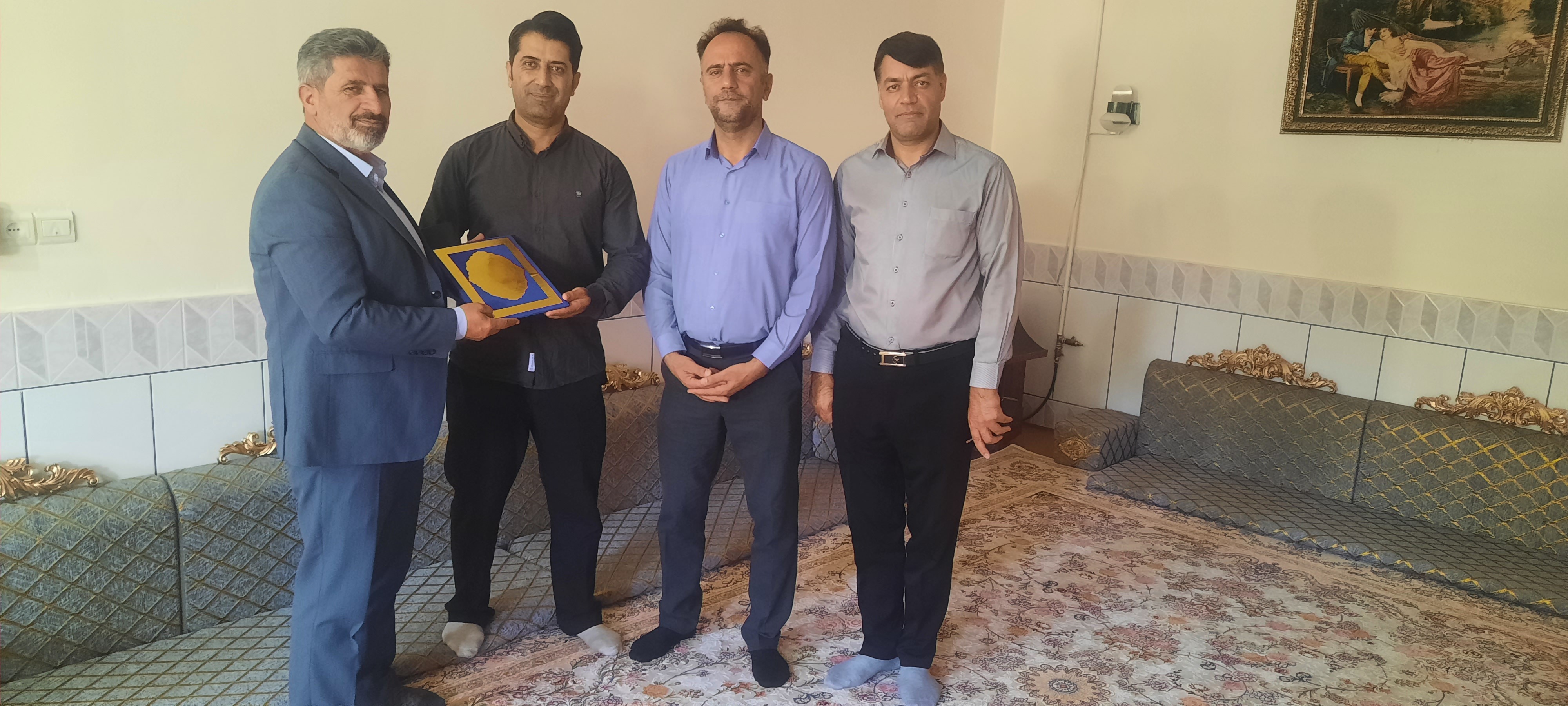 دیدار و سرکشی از تعداد3 نفر از پیشکسوتان شهرستان فارسان