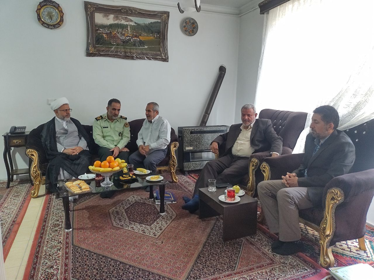 دیدار سردار نجفی با پیشکسوت جانباز حاج عبداله کاظمی روشن
