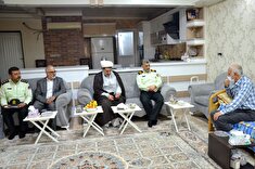 دیدار فرمانده انتظامی استان خوزستان از سرهنگ بازنشسته منصور عطارنژاد