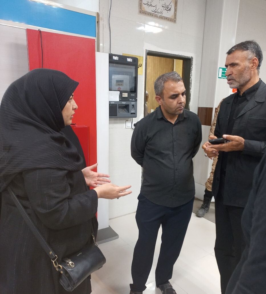 عیادت از 5 نفر از بازنشستگان در بیمارستان حضرت ابوالفضل (ع) فراجا کرمانشاه وسایر بیمارستانها
