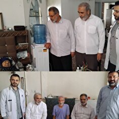 رئیس کانون بازنشستگان استان قم از پیشکسوتان و مستمری بگیران عیادت کرد
