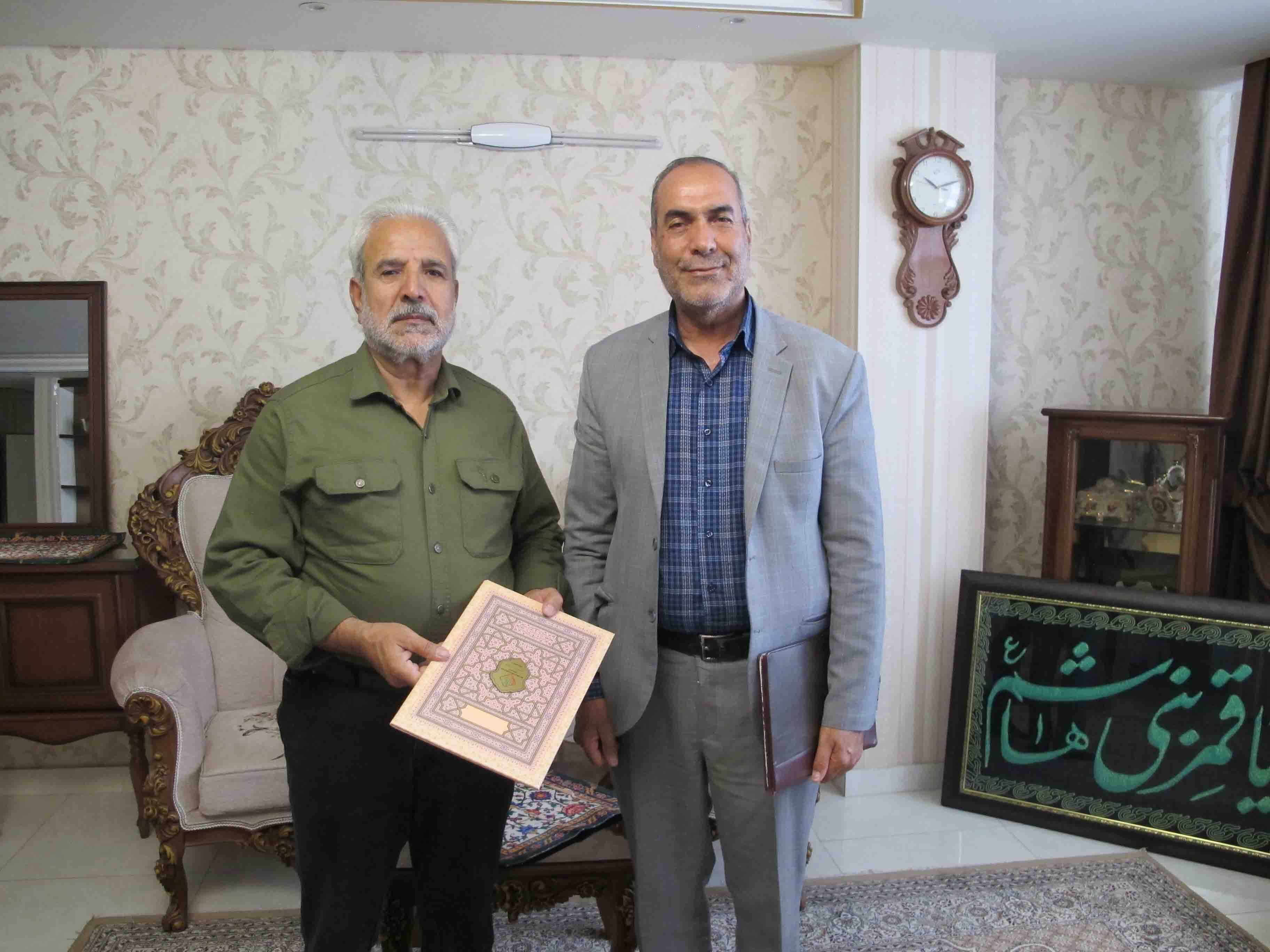دیدار رئیس کانون بازنشستگان استان مرکزی با ۵ نفر از پیشکسوتان