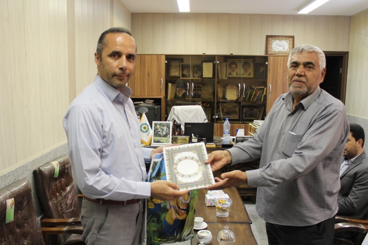دیدار مسئول خدمات رفاهی کانون بازنشستگان انتظامی استان آذربایجانشرقی با ۱۱ نفر از اعضای وابسته
