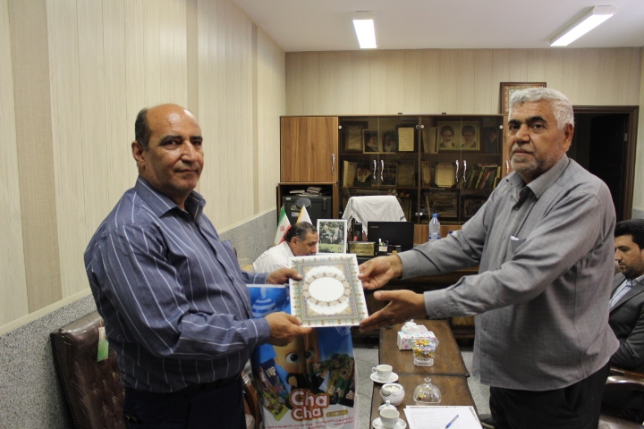 دیدار مسئول خدمات رفاهی کانون بازنشستگان انتظامی استان آذربایجانشرقی با ۱۱ نفر از اعضای وابسته