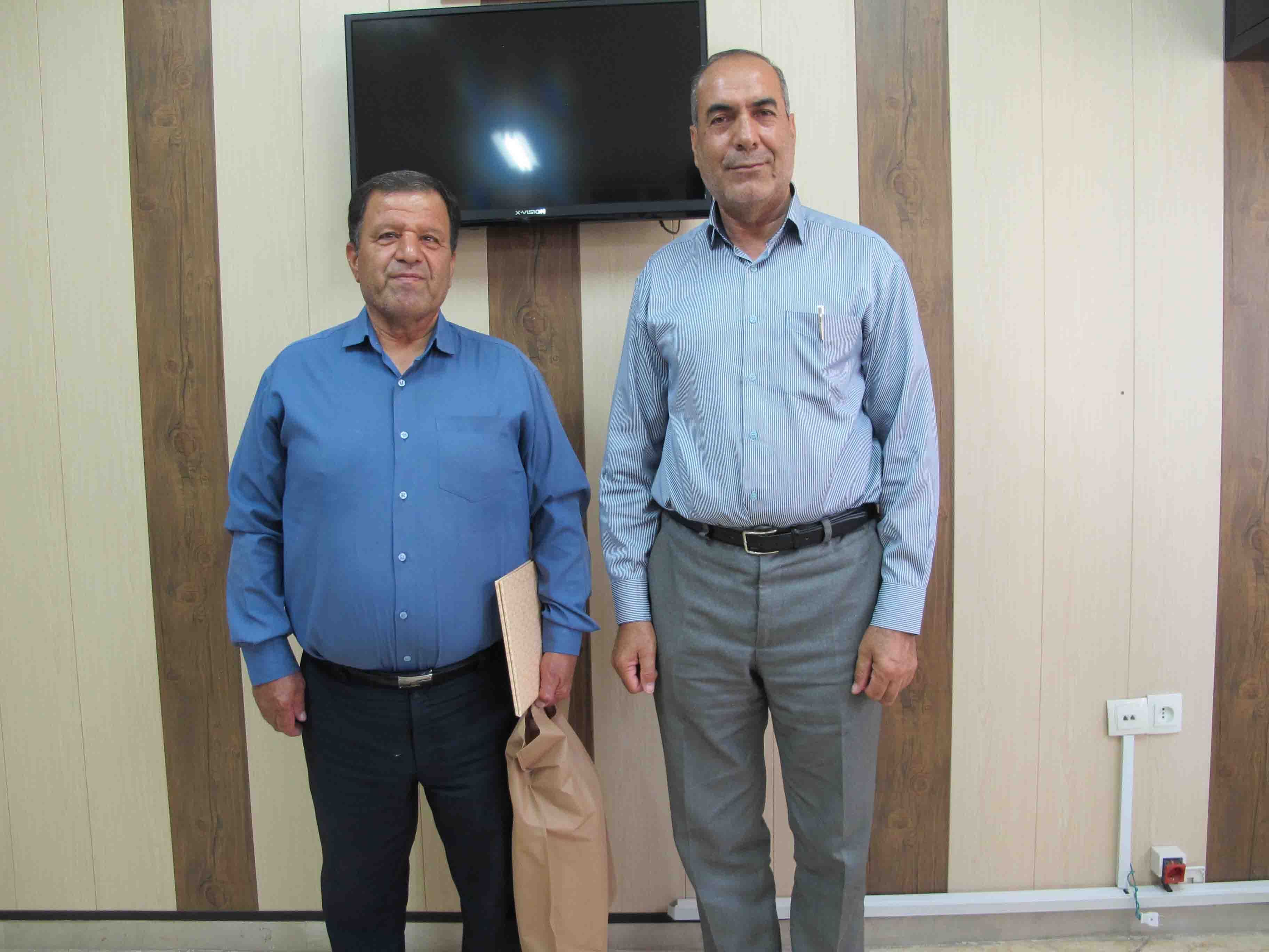 دیدار رئیس کانون بازنشستگان استان مرکزی با 3 نفر از پیشکسوتان