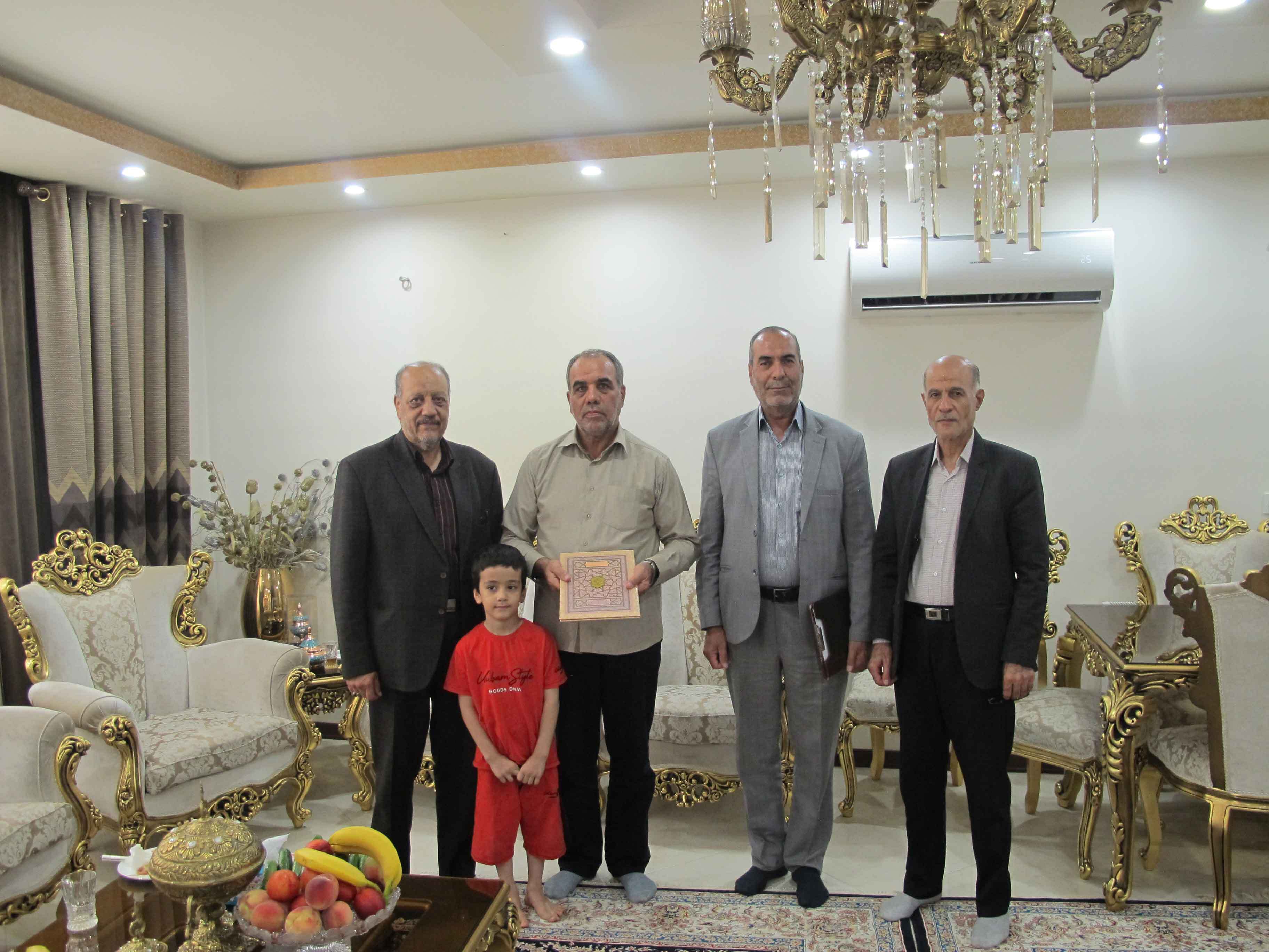 دیدار و سرکشی از 6 نفر پیشکسوت در شهرستان اراک