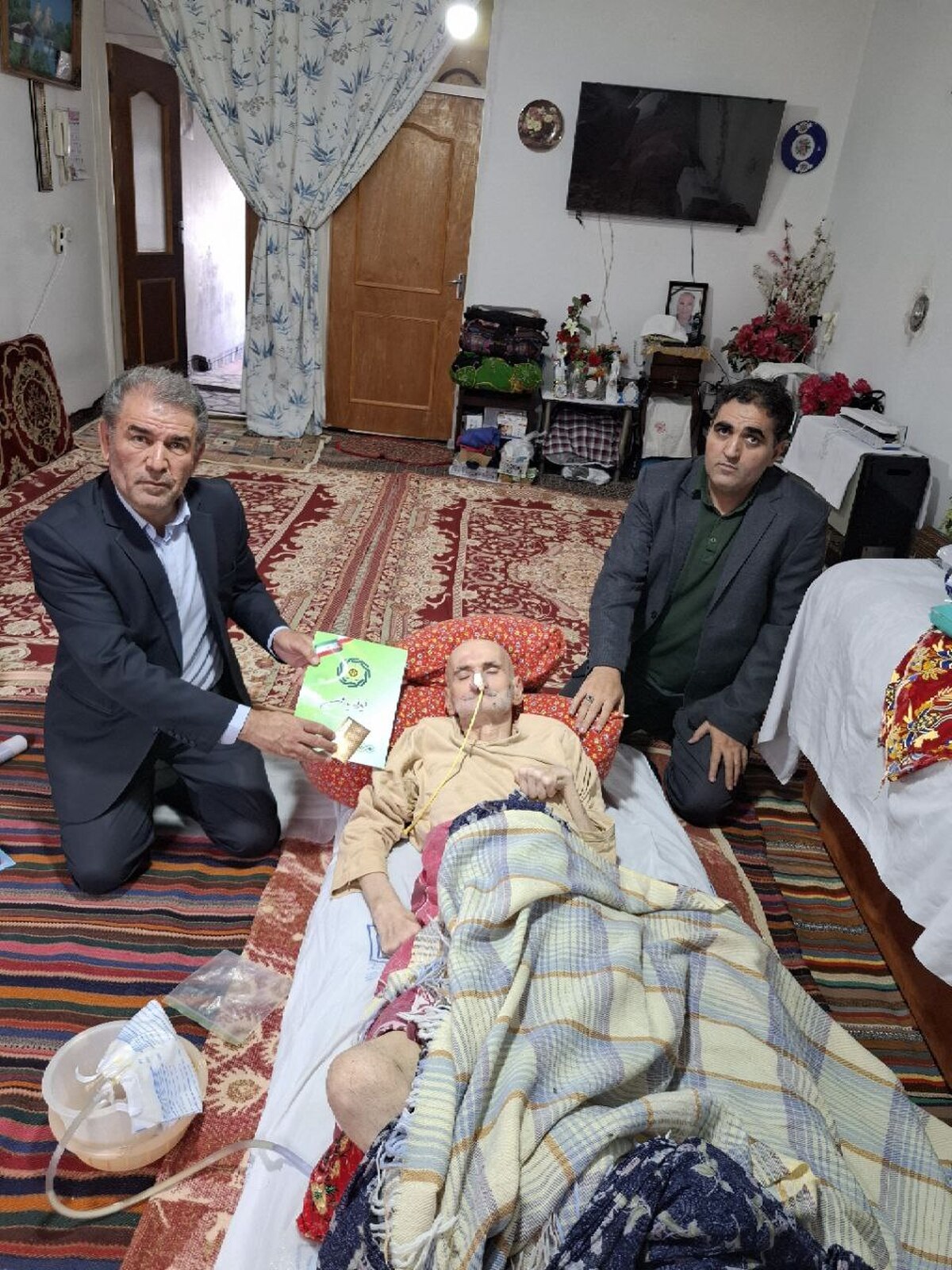 عیادت از مستمری بگیر رحیم عطار دلگشا