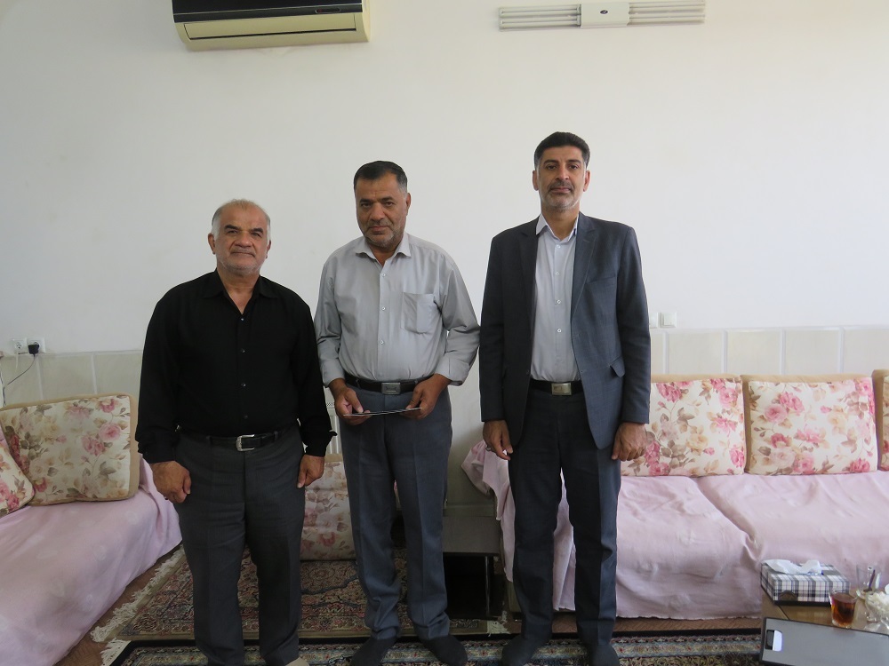 دیدار صمیمی با ۷ نفر از بازنشستگان شهرستان یزد