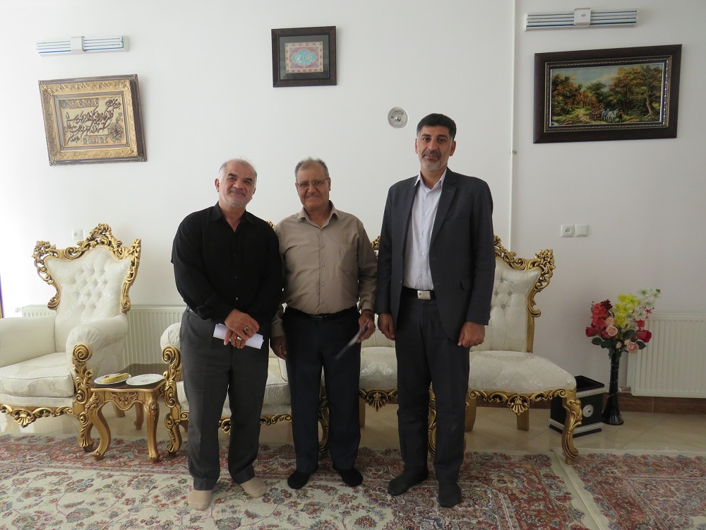 دیدار صمیمی با ۷ نفر از بازنشستگان شهرستان یزد