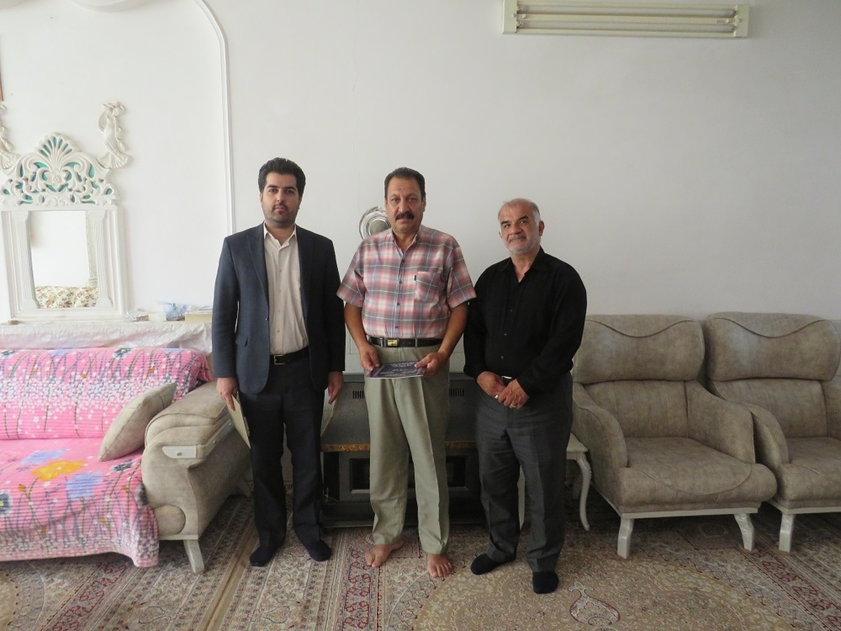 دیدار صمیمی با بازنشسته جناب آقای عباسعلی غنی زاده احمد آبادی