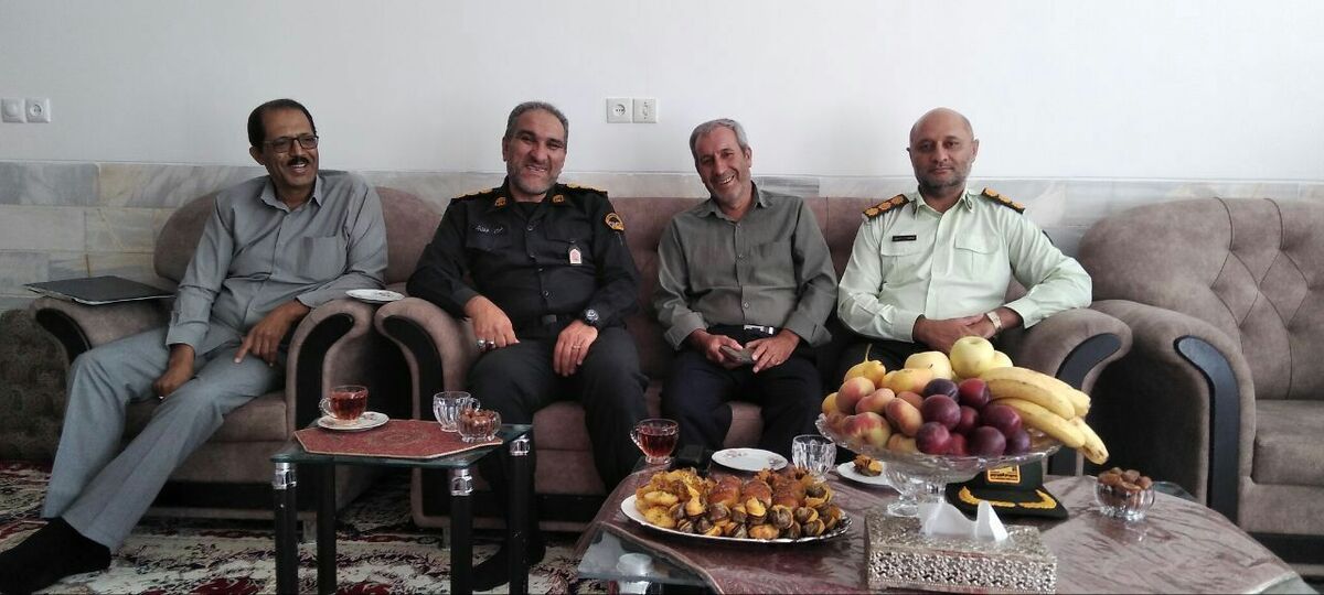 دیدار صمیمی فرمانده انتظامی شهرستان اردکان با بازنشسته جناب آقای عبدالرزاق فتوحی