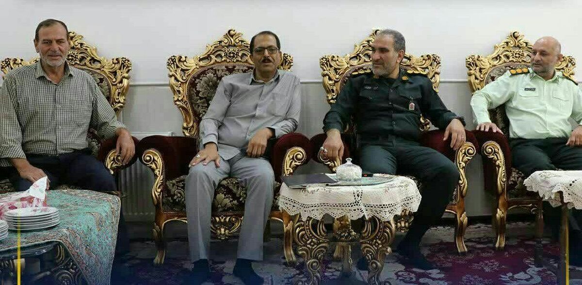 دیدار صمیمی فرمانده انتظامی شهرستان اردکان با بازنشسته جناب آقای حسن ثقفی