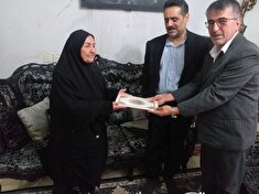 دیدار با پیشکسوت خانم مهری وثیقی زیرک مهر مادر دوشهیددر شهرستان چالوس