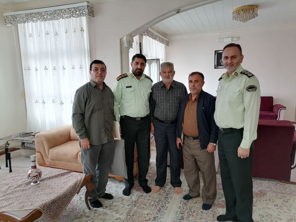 دیدار و تجلیل از پیشکسوت انتظامی عیسی روحی در شهرستان قائمشهر