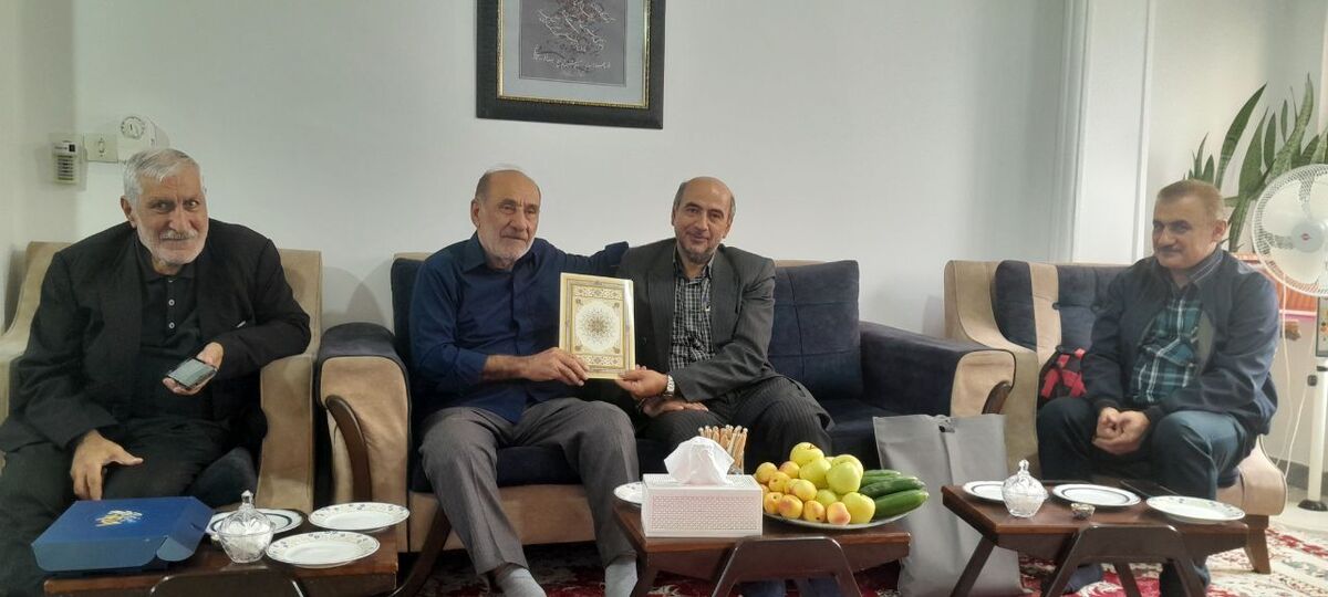 دیدار از ۳ پیشکسوت انتظامی در شهرستان بابلسر