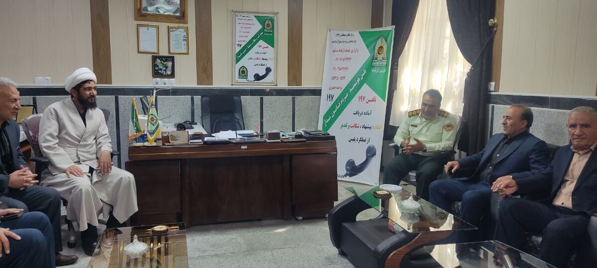دیدار رئیس دفتر کانون با فرمانده انتظامی شهرستان شاهیندژ