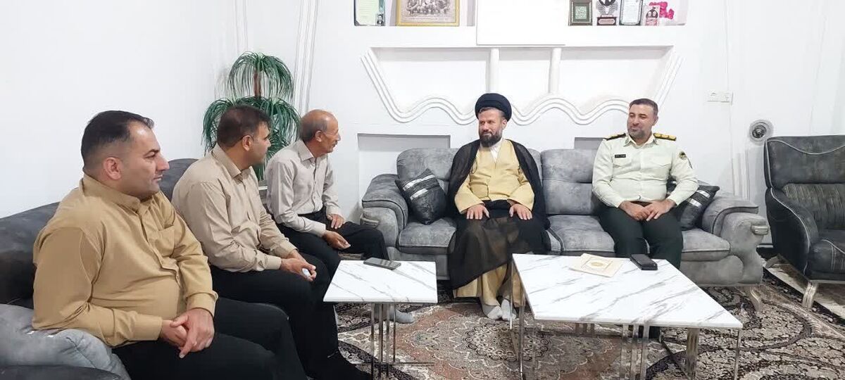 دیدار فرمانده انتظامی شهرستان سپیدان باپیشکسوتان