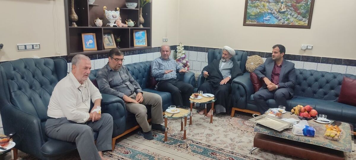 دیدار با 2 نفر از بازنشستگان شهرستان دزفول دیدار با 2 نفر از بازنشستگان شهرستان دزفول