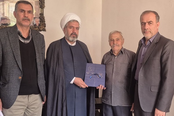 دیدار با 3 پیشکسوت بازنشسته شهرستان سنندج