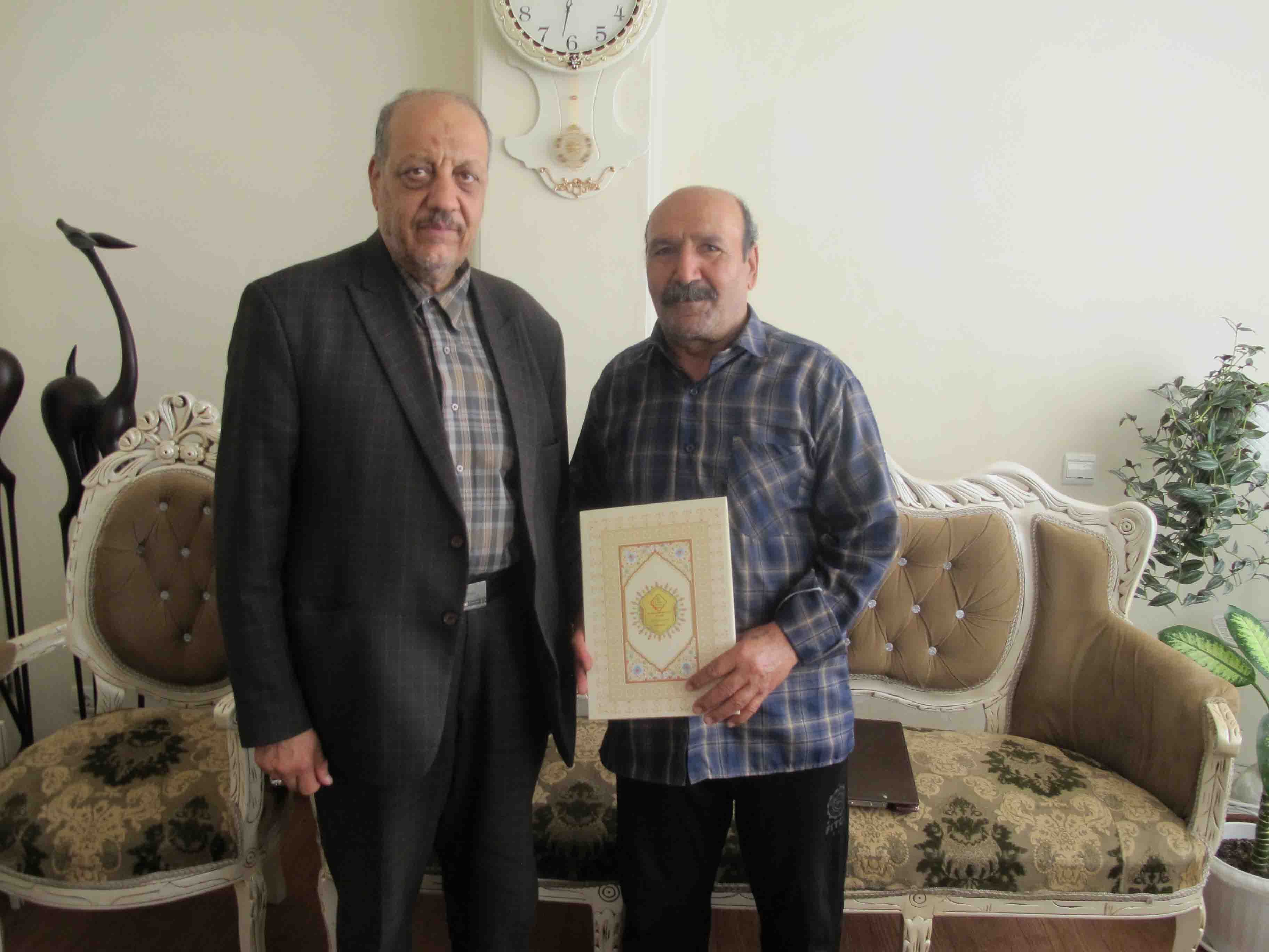 دیدار و سرکشی از 4 نفر پیشکسوتان شهرستان شازند (شهر مهاجران)