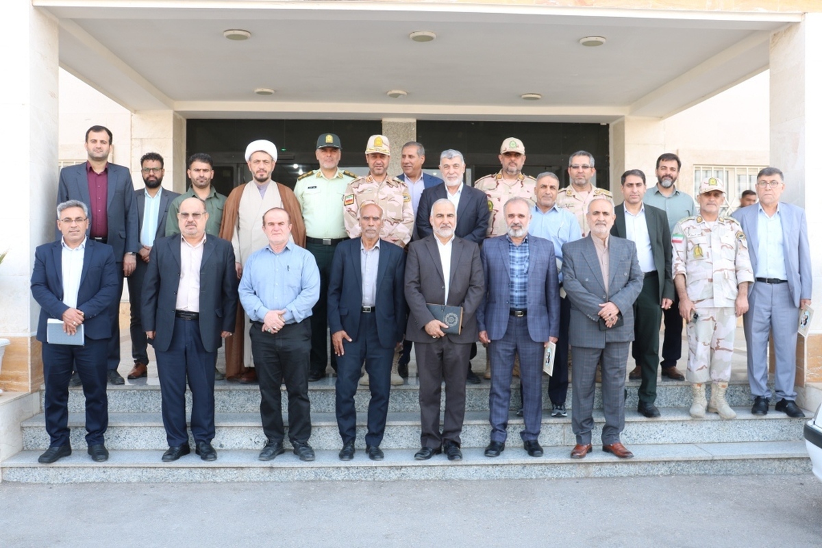 گردهمایی تعدادی از بازنشستگان در ستاد مرزبانی استان