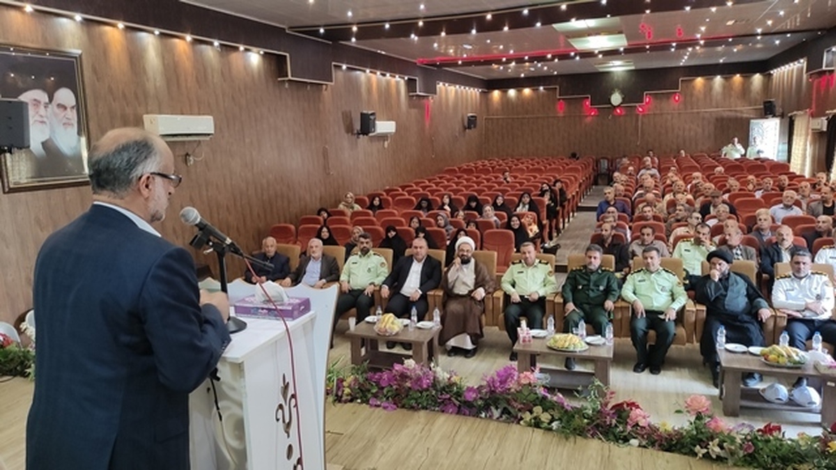 چهارمین جلسه قرارگاه تابان استان با تجلیل از خانواده‌های معظم شهدا، ایثارگران و پیشکسوتان در لنگرود برگزار شد