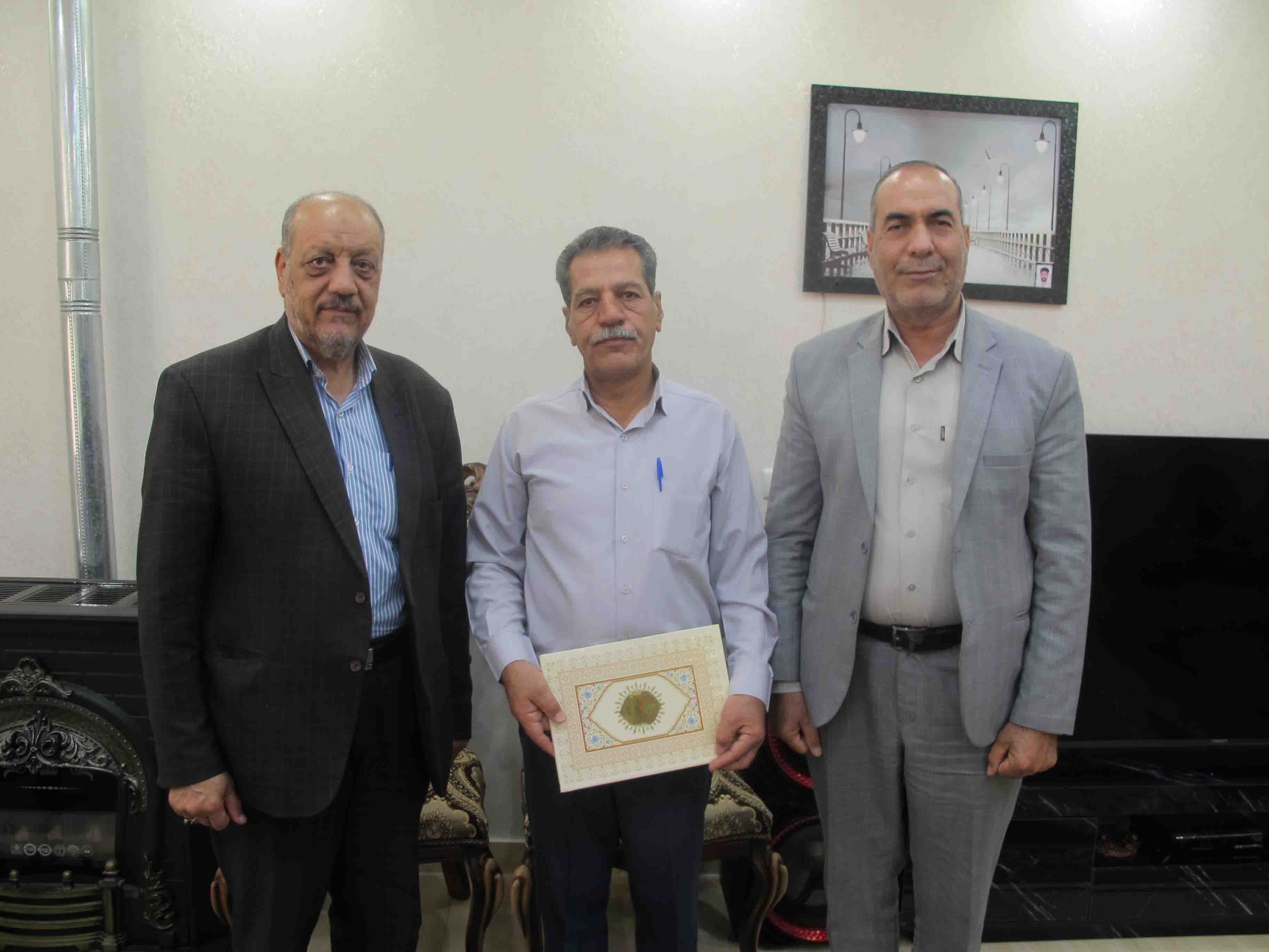 دیدار رئیس کانون بازنشستگان استان مرکزی با 3 نفر از پیشکسوتان