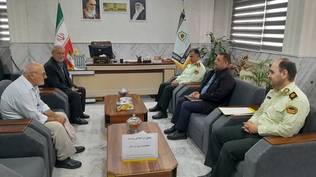 دیدار فرمانده انتظامی شهرستان آستانه اشرفیه با بازنشستگان به مناسبت روز پرستار