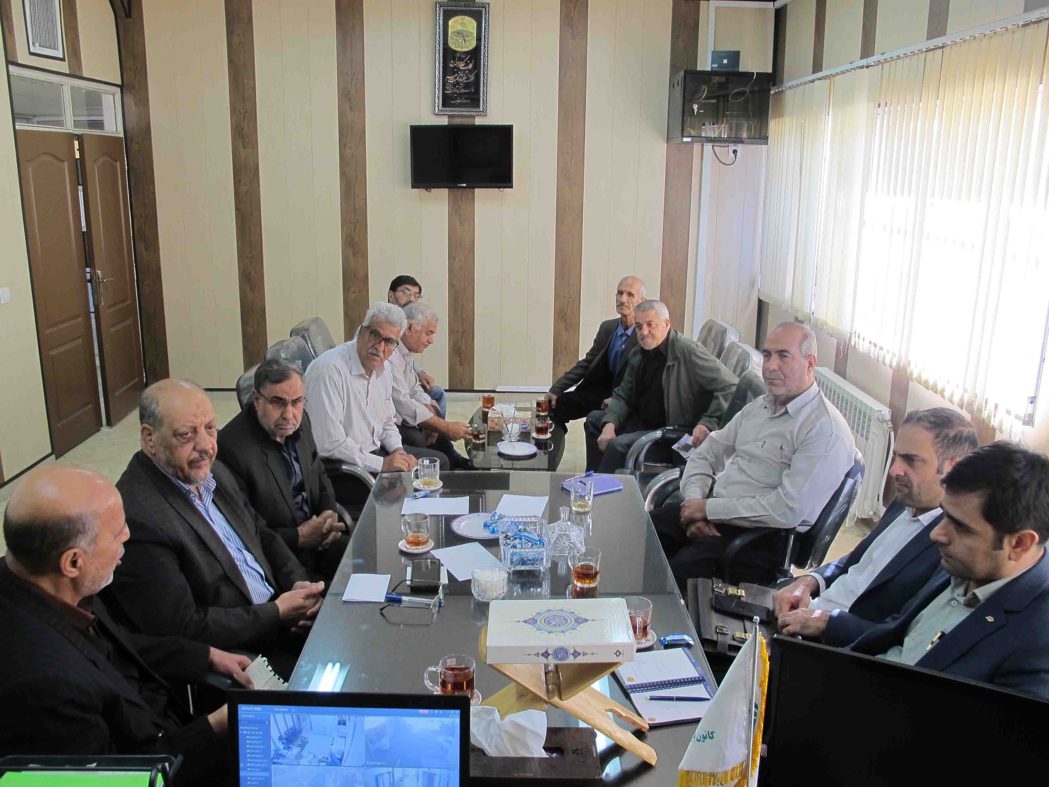 برگزاری جلسه با رئیس بیمه کوثر استان در محل کانون انتظامی استان مرکزی