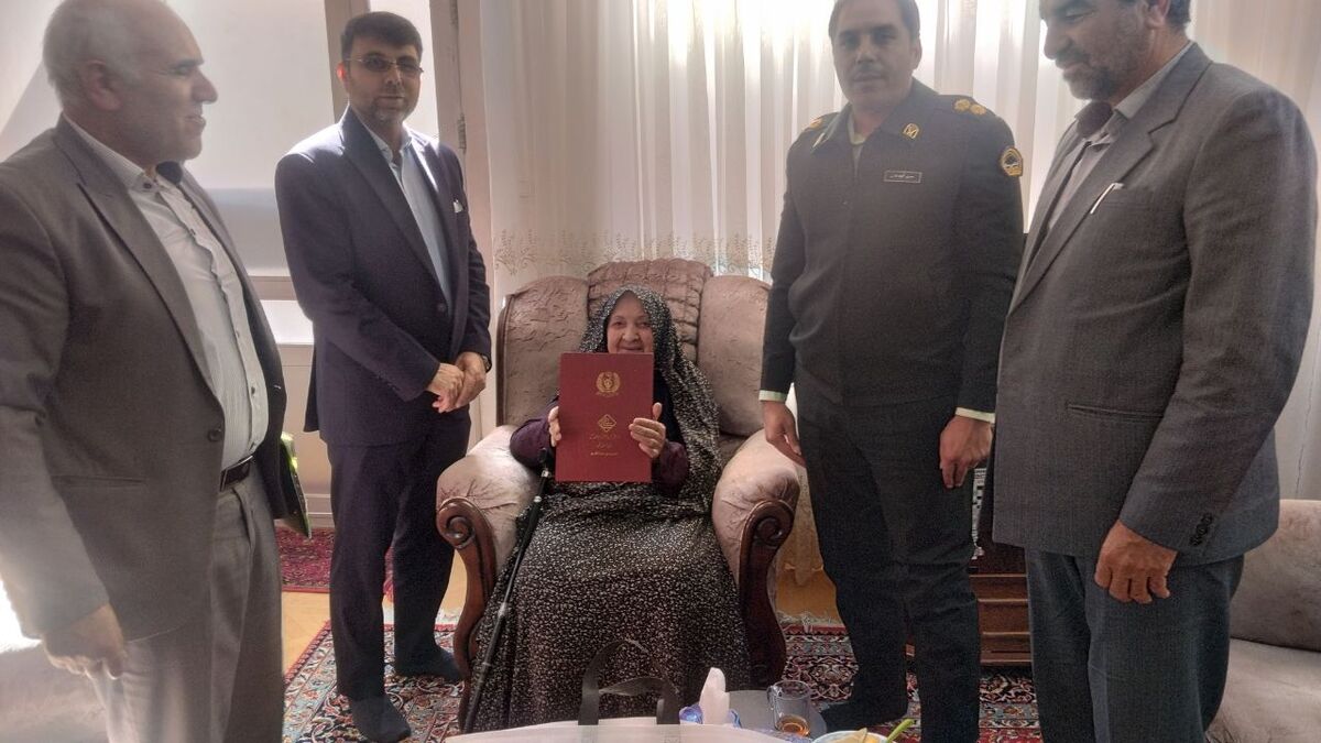 دیدار با دو مستمری بگیر در شهرستان شیروان