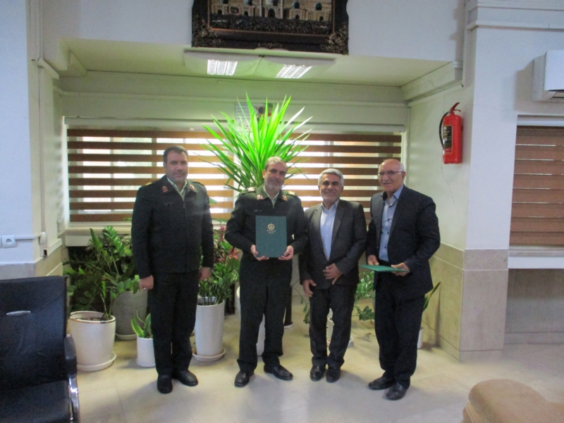 برگزاری جلسه هم‌اندیشی با فرمانده انتظامی استان اصفهان در راستای ارتقاء خدمات به بازنشستگان