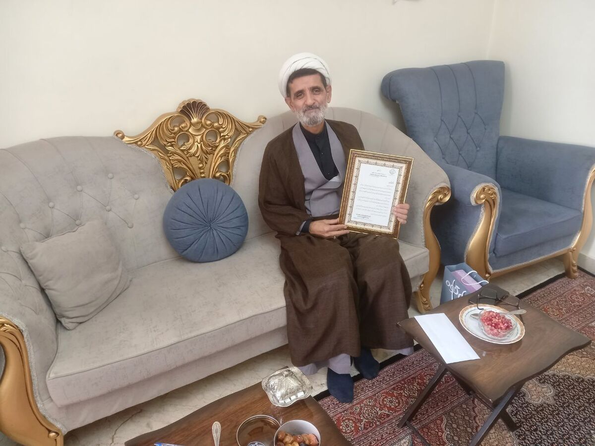 دیدار با بازنشسته غرب تهران بزرگ کارمند رتبه ۱۷ مجید برخورداری