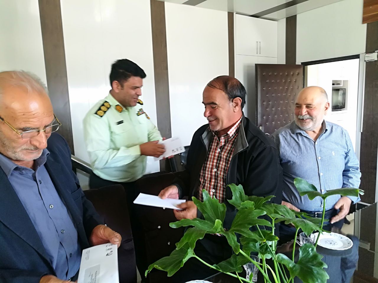 دیدار با بازنشستگان در شهرستان سراب