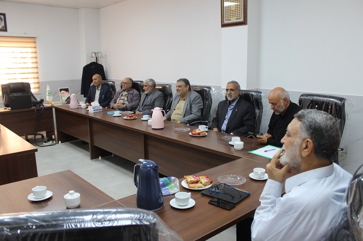 برگزاری جلسه اندیشه ورزی و هم اندیشی پیشکسوتان انتظامی شهرستان ورامین