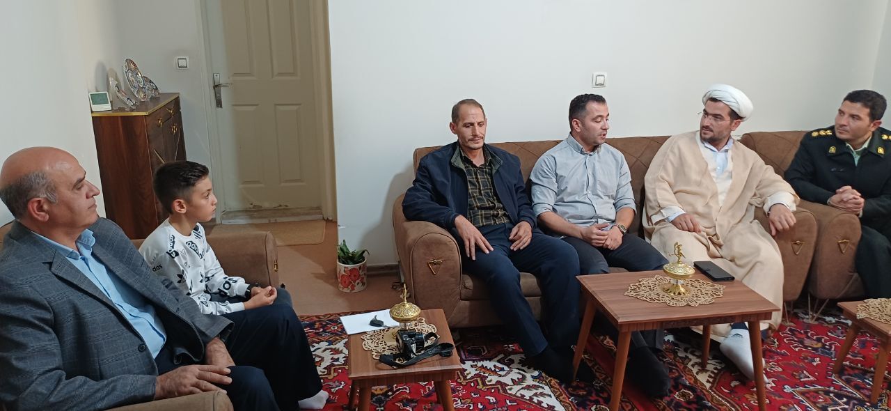 دیدار با بازنشسته امین پورعلی در منزل در شهرستان آذرشهر