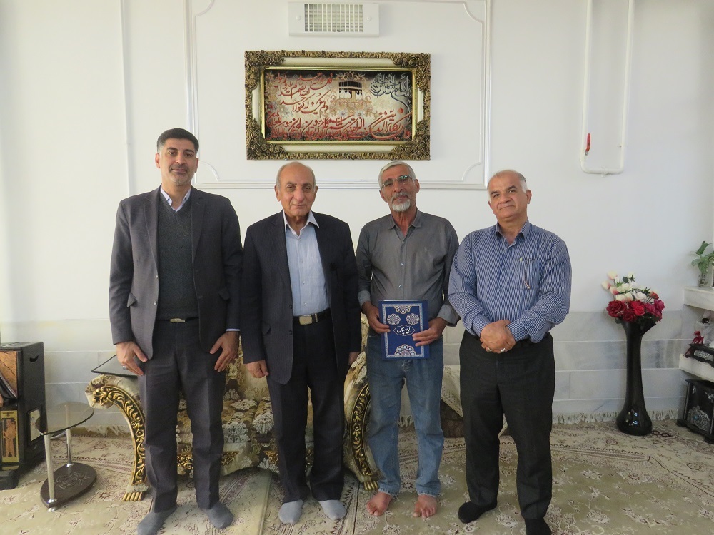 دیدار صمیمی با بازنشسته جناب آقای عباس زارع شاه آبادی  