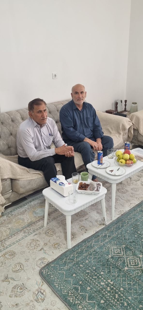 دیدار با 8 نفر از بازنشستگان و مستمری بگیران شهرستان بهبهان دیدار با 8 نفر از بازنشستگان و مستمری بگیران شهرستان بهبهان