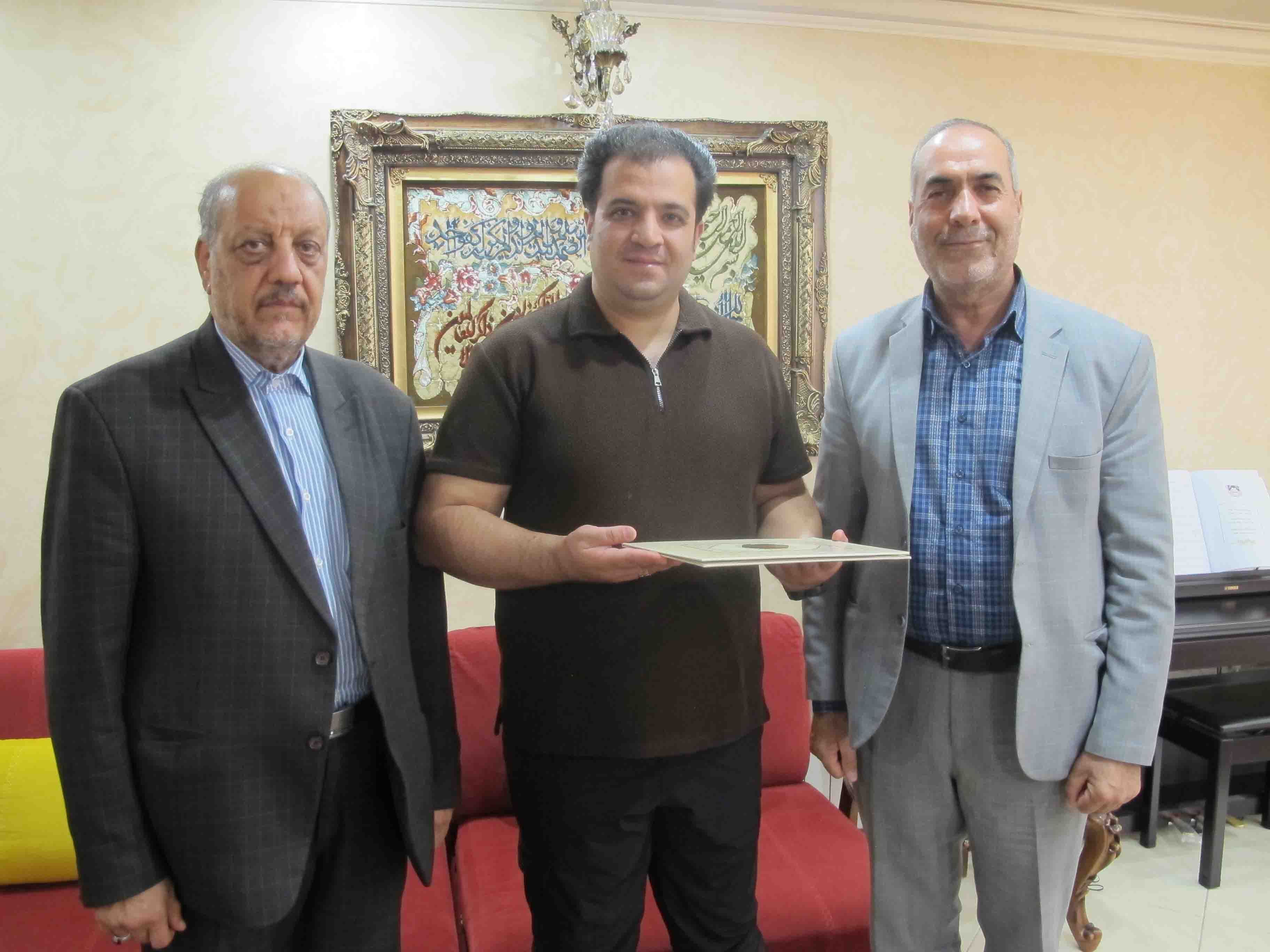 دیدار رئیس کانون بازنشستگان استان مرکزی با 6 نفر از پیشکسوتان