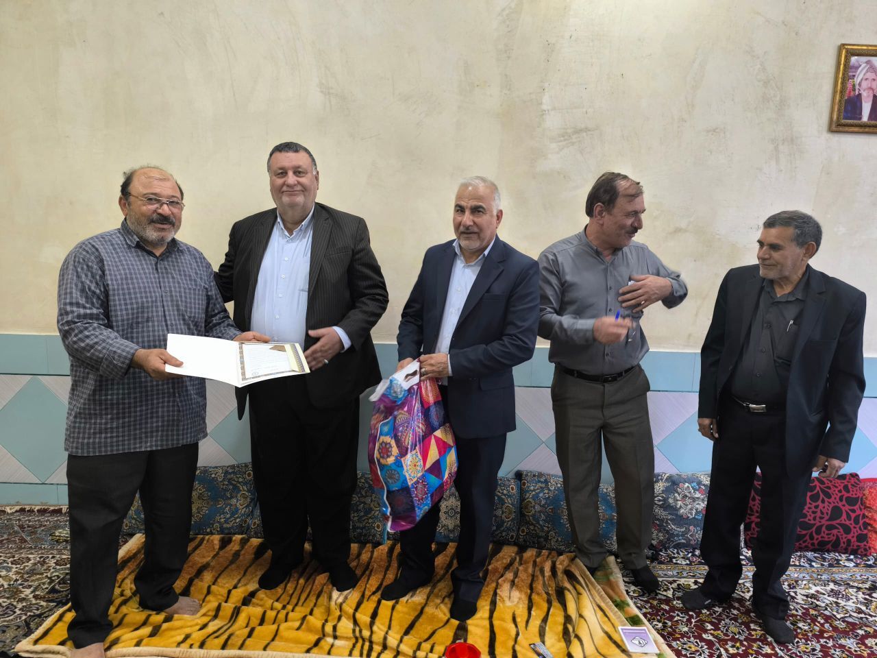 دیدار با 4 نفر از بازنشستگان شهرستان شادگان دیدار با 4 نفر از بازنشستگان شهرستان شادگان